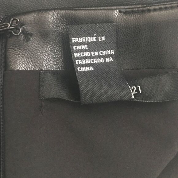 Forever 21 Black Embossed Faux Leather Skirt - Picture 9 of 10